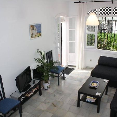 Casa Lesley Anne Apartment เนร์คา ภายนอก รูปภาพ